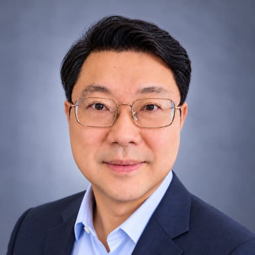Professor Ruoying He headshot